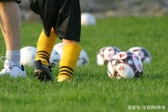 马赛官方：俱乐部终止与主教练哈比布·贝耶的合作